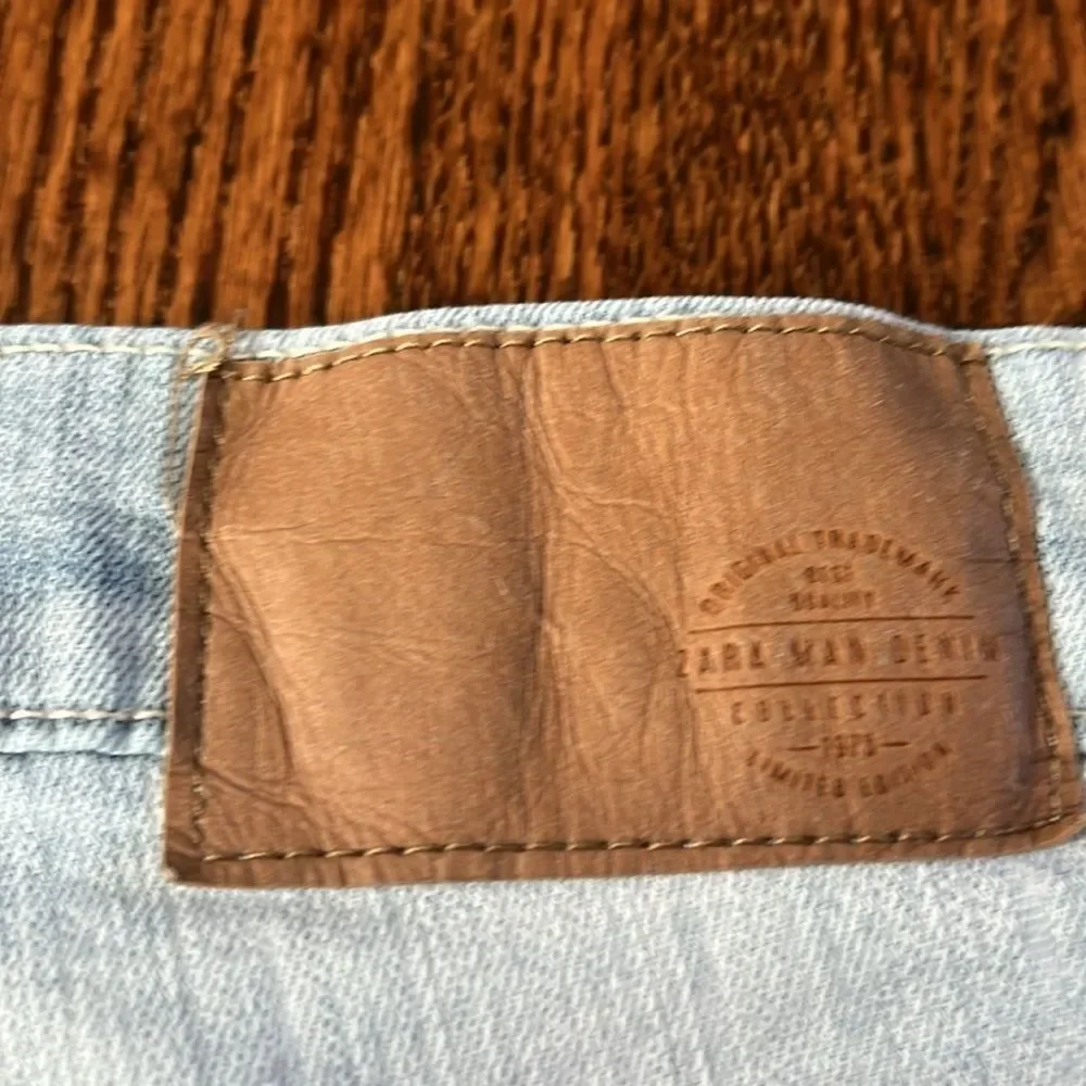 Zara Man Denim Jeans Frayed Edge Ankle Bottoms size 30